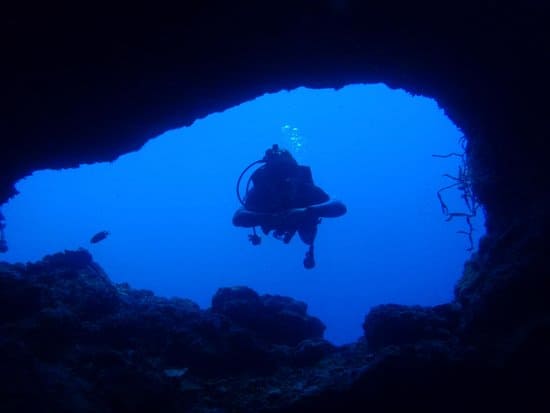 Pescador Cave